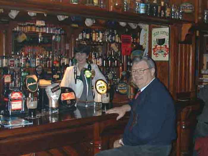 Jennifer McCarthy and Richard at O'Donovan's Hotel Bar.jpg 32.6K